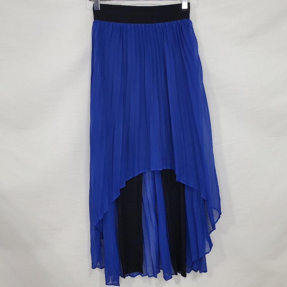 Only Skirt With Leggings